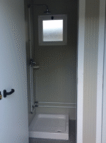 KONTENER Z PRYSZNICAMI (WYMIARY 6,00 X 2,40 M) - obrazek 2